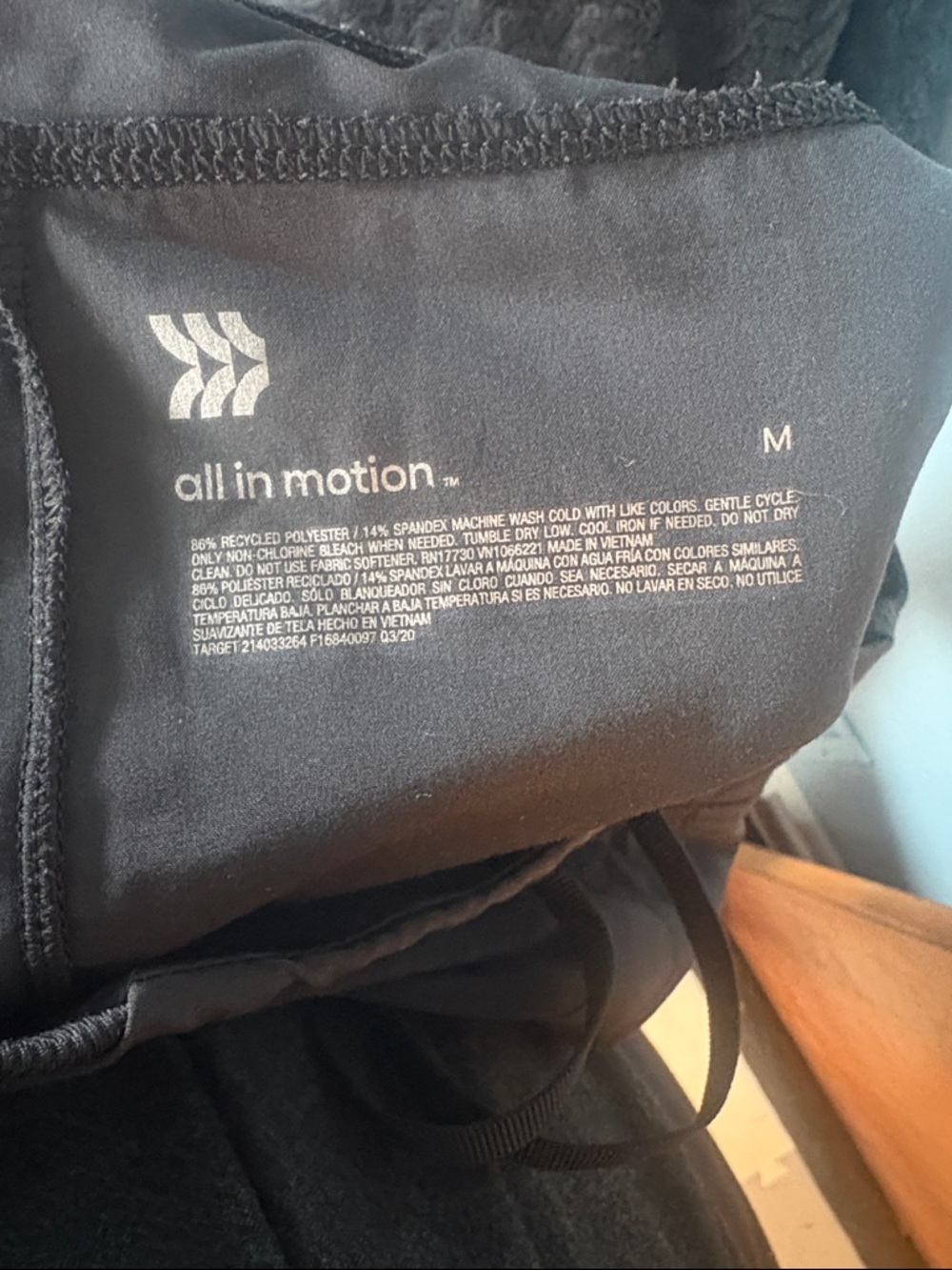 🔥5 FOR $25🔥 all in motion Black Cargo Jogger Pants - Picture 2 of 3
